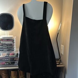 SHEIN Adjustable Strap Pocket Front Corduroy Overall Shorts